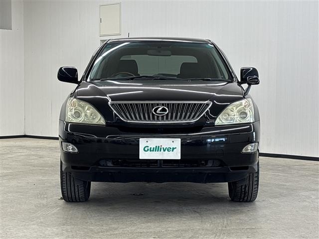 Toyota HARRIER 2005 8291840-3