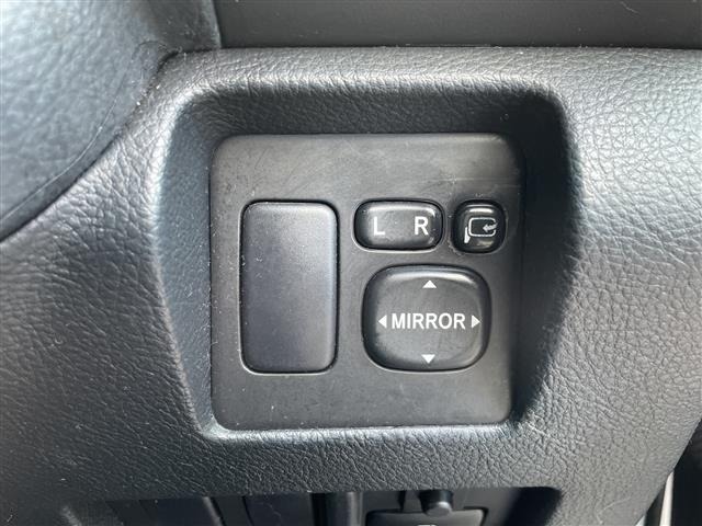 Toyota HARRIER 2007 8291964-8