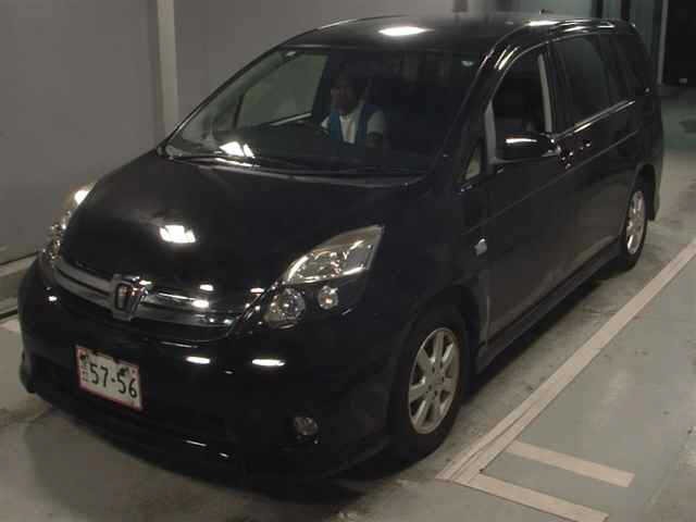 Toyota ISIS 2016 8291881-4