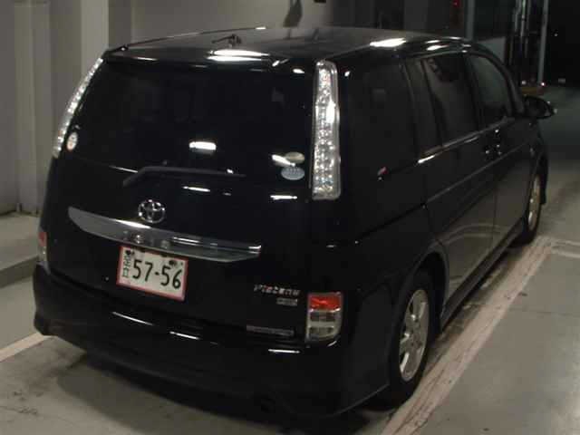 Toyota ISIS 2016 8291881-5