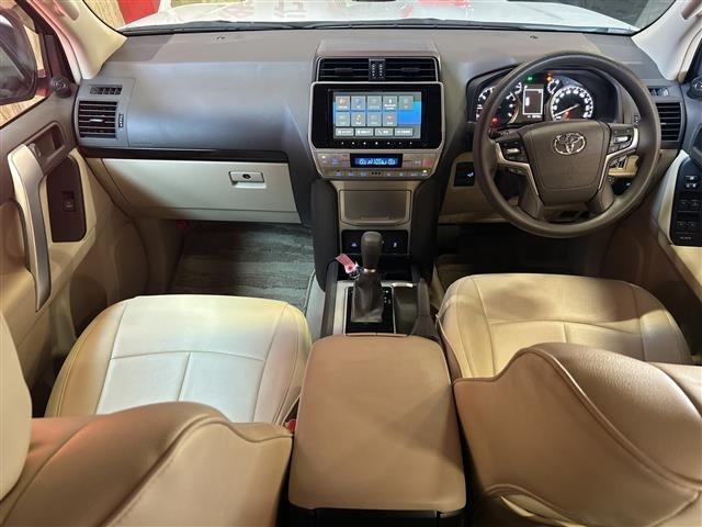 Toyota LAND CRUISER PRADO 2023 8292314-14