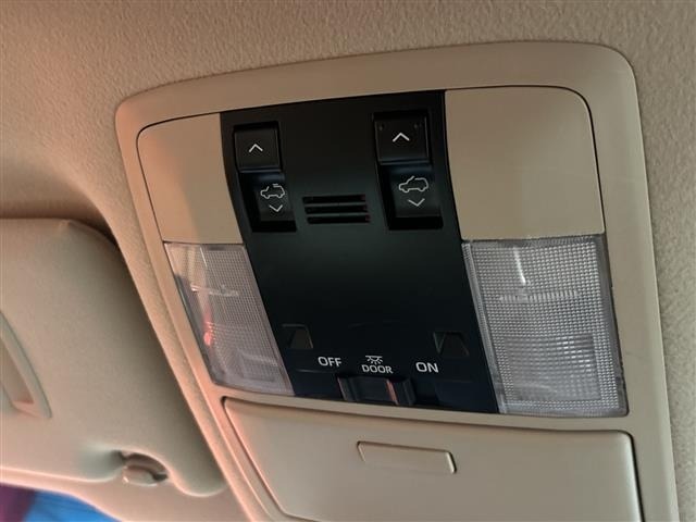 Toyota LAND CRUISER PRADO 2023 8292314-6