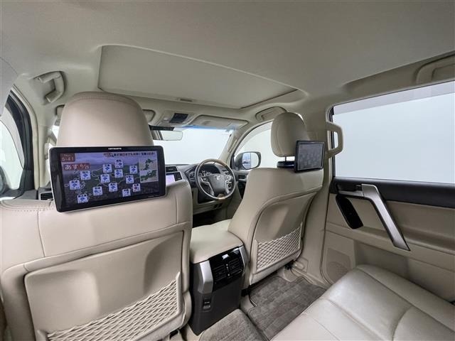 Toyota LAND CRUISER PRADO 2022 8292322-15