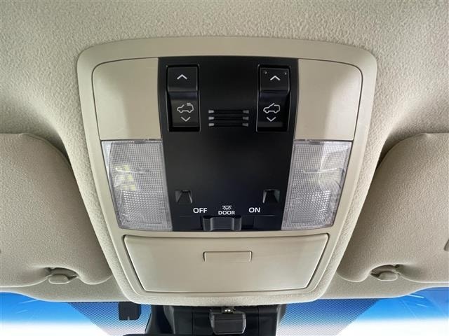 Toyota LAND CRUISER PRADO 2022 8292322-19
