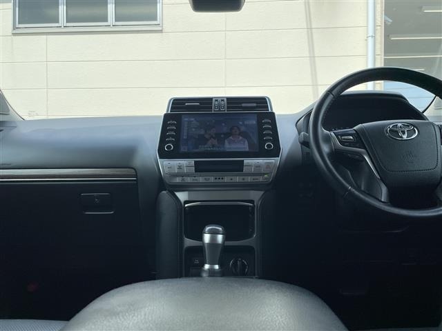 Toyota LAND CRUISER PRADO 2023 8292331-15