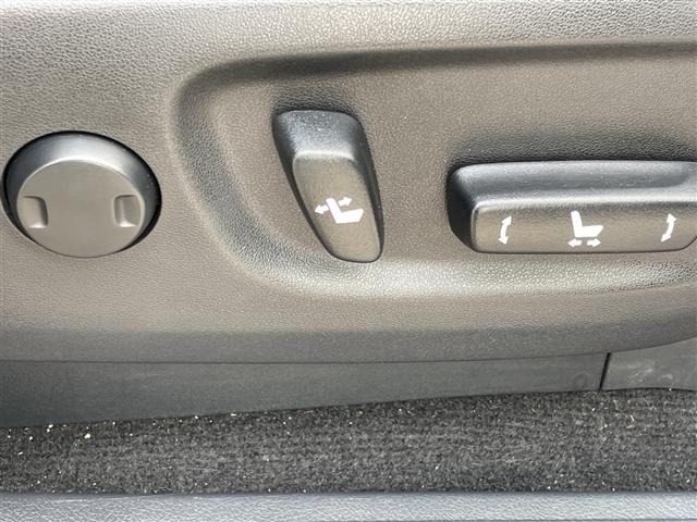 Toyota LAND CRUISER PRADO 2023 8292331-21