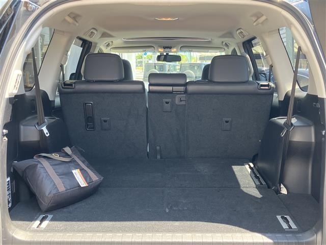 Toyota LAND CRUISER PRADO 2015 8292332-12