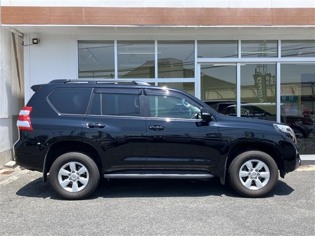 Toyota LAND CRUISER PRADO 2015 8292332-18