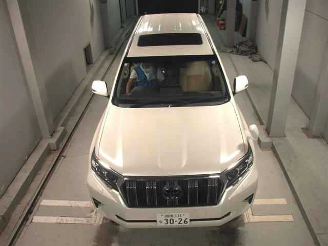 Toyota LAND CRUISER PRADO 2023 8292376-6