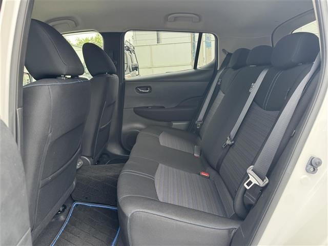 Nissan LEAF 2022 8286095-11
