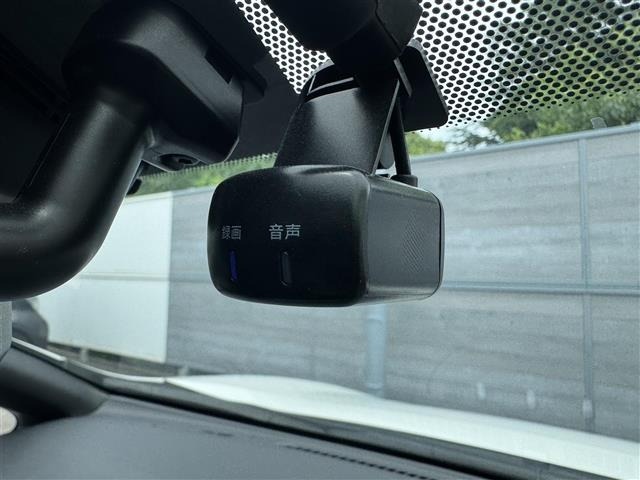 Nissan LEAF 2022 8286095-19