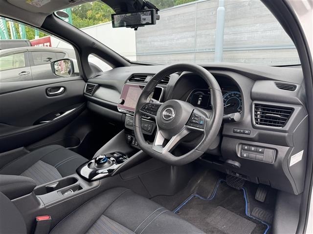 Nissan LEAF 2022 8286095-7