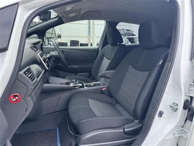 Nissan LEAF 2022 8286095-8