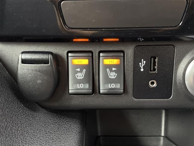 Nissan LEAF 2018 8286130-3