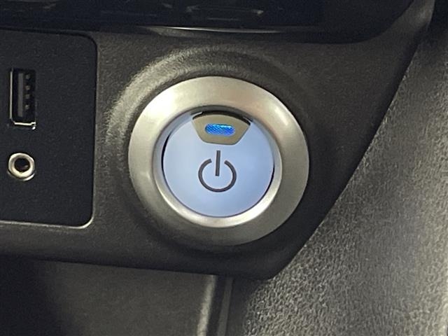 Nissan LEAF 2018 8286130-6