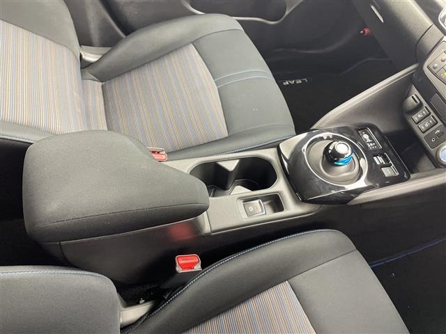 Nissan LEAF 2018 8286130-7