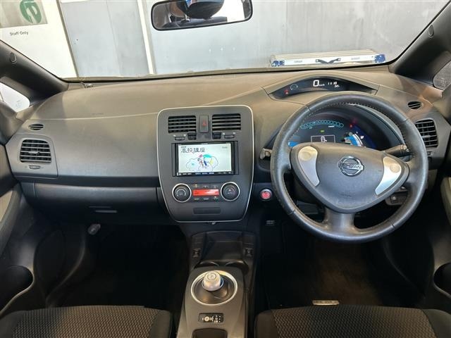 Nissan LEAF 2013 8286136-4