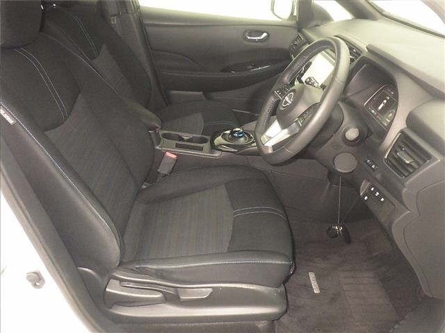 Nissan LEAF 2022 8286182-5
