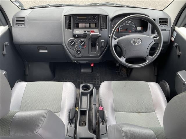 Toyota LITEACE VAN 2017 8290515-14