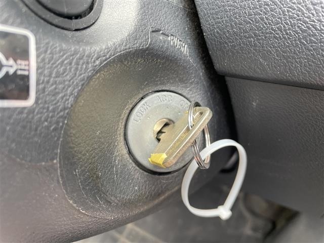 Toyota LITEACE VAN 2017 8290515-3