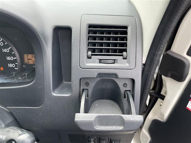 Toyota LITEACE VAN 2017 8290515-5