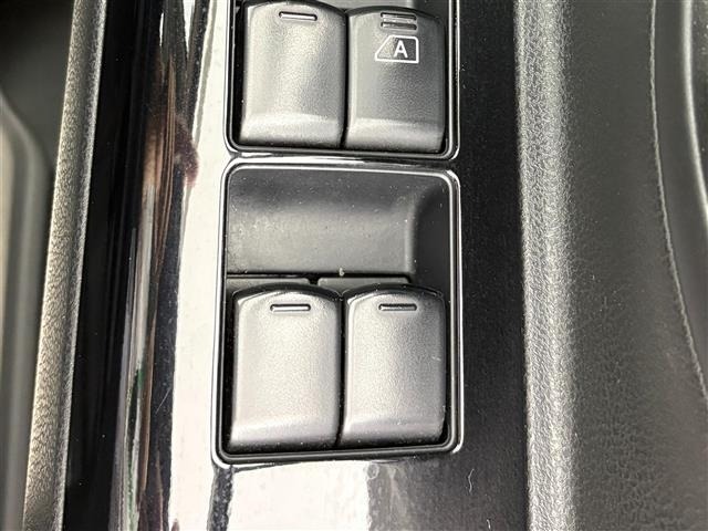 Nissan MARCH 2015 8294092-7