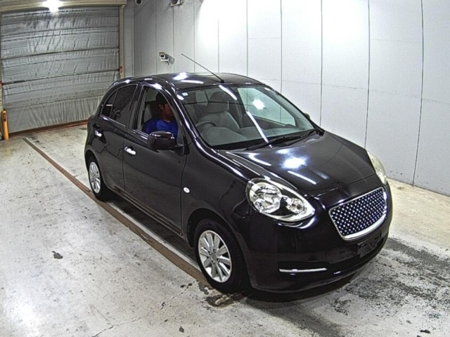 Nissan MARCH 2018 8294093-0