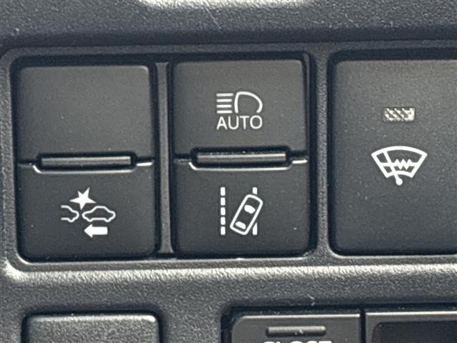 Toyota NOAH 2019 8276637-19