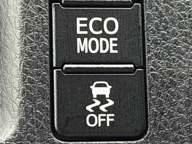 Toyota NOAH 2019 8276637-4