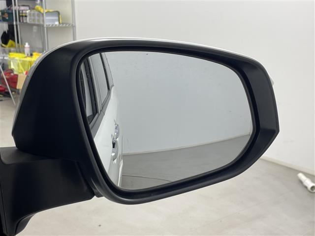 Toyota NOAH 2018 8276645-12
