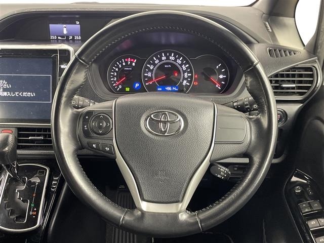 Toyota NOAH 2018 8276645-5