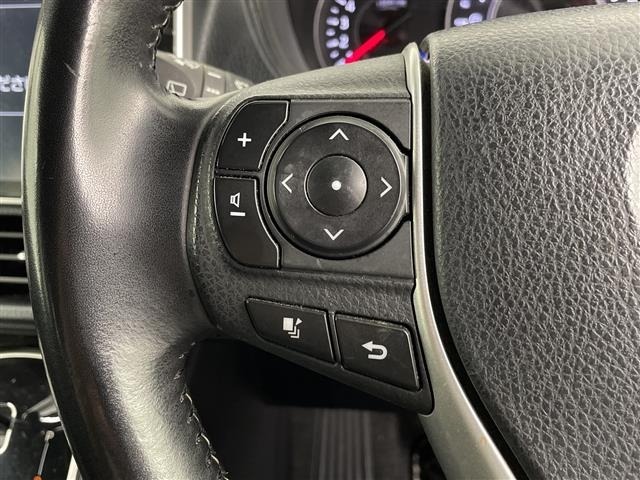 Toyota NOAH 2018 8276645-8