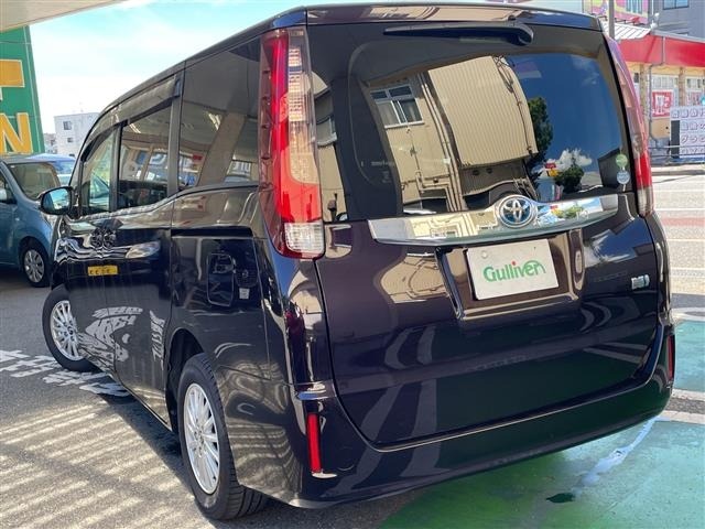 Toyota NOAH 2016 8276660-13