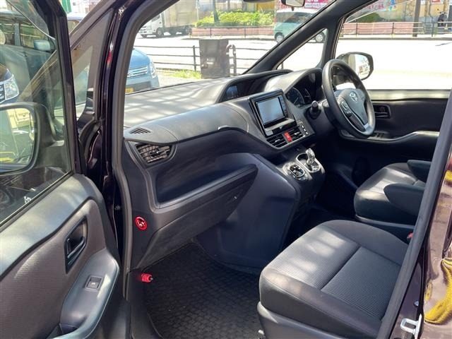Toyota NOAH 2016 8276660-18