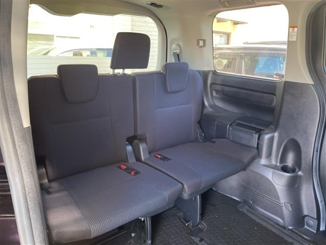 Toyota NOAH 2016 8276660-7