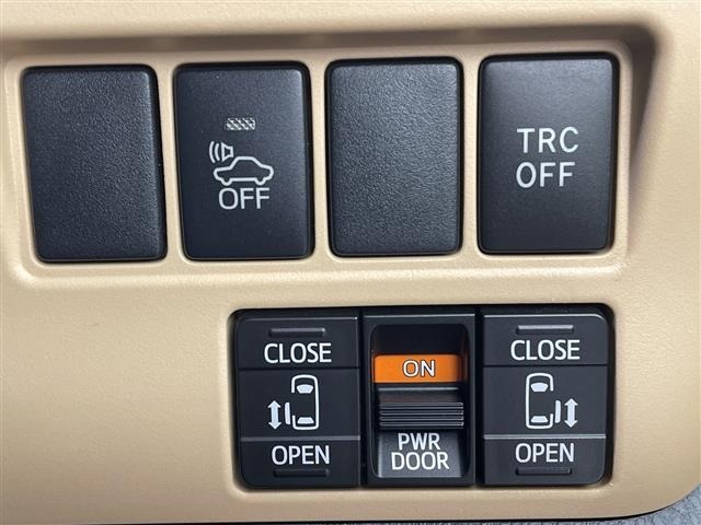 Toyota NOAH 2014 8276677-21