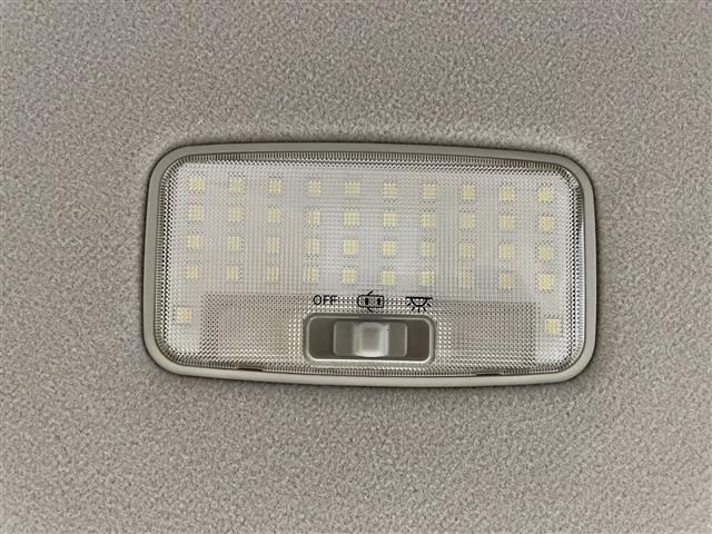 Toyota NOAH 2014 8276677-4