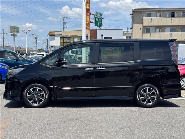 Toyota NOAH 2019 8276728-17