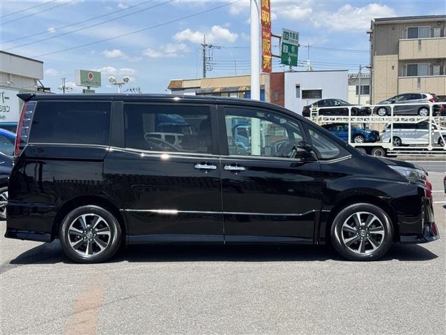 Toyota NOAH 2019 8276728-18
