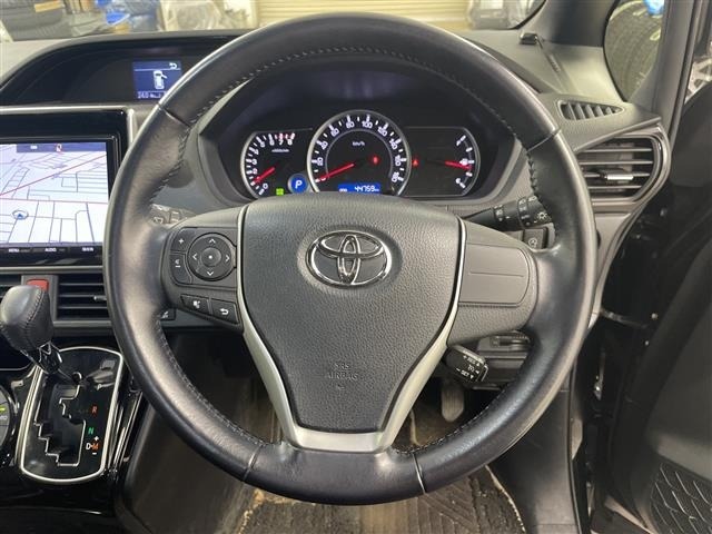 Toyota NOAH 2017 8276753-11