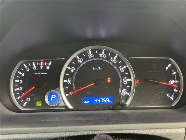 Toyota NOAH 2017 8276753-19