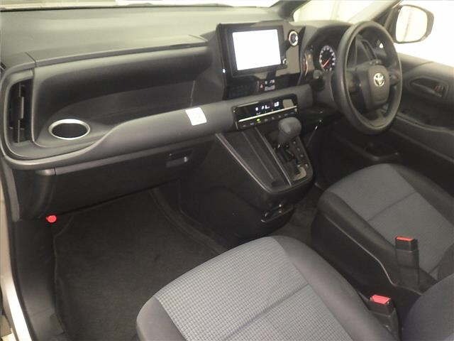 Toyota NOAH 2023 8277337-4
