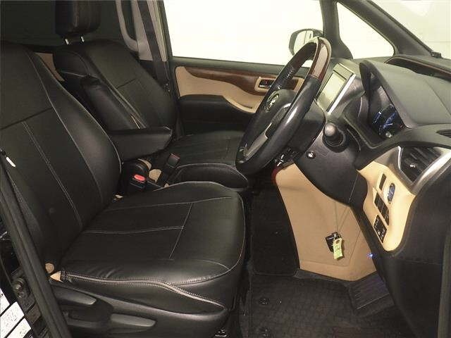 Toyota NOAH 2014 8277338-5