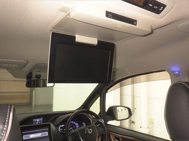 Toyota NOAH 2014 8277338-8