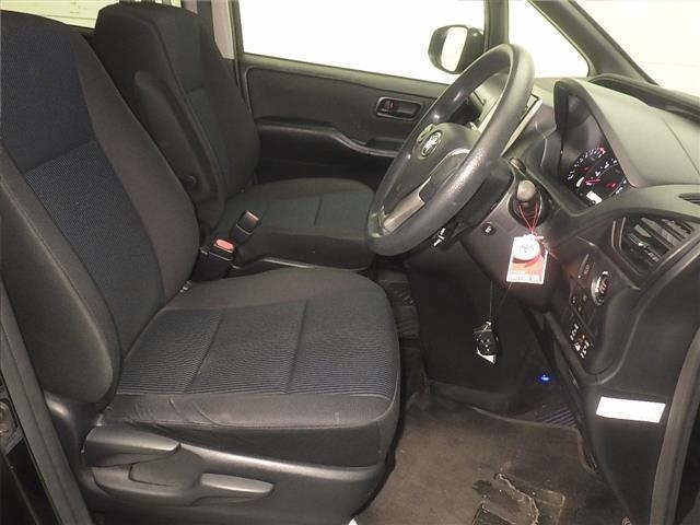 Toyota NOAH 2017 8277346-5