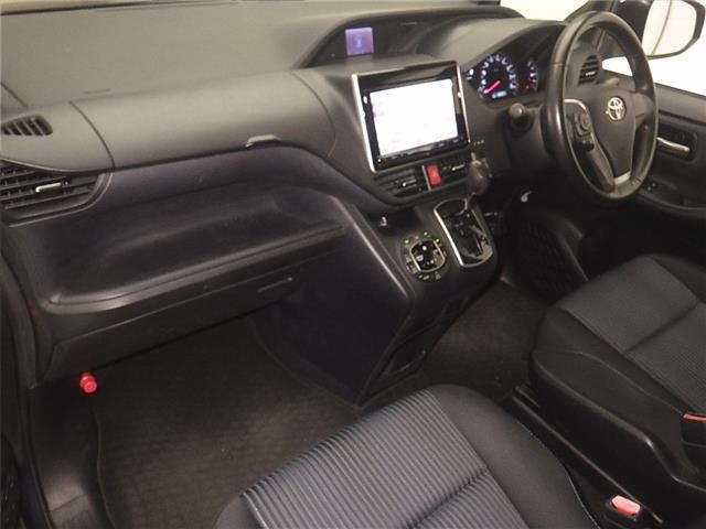 Toyota NOAH 2014 8277374-4