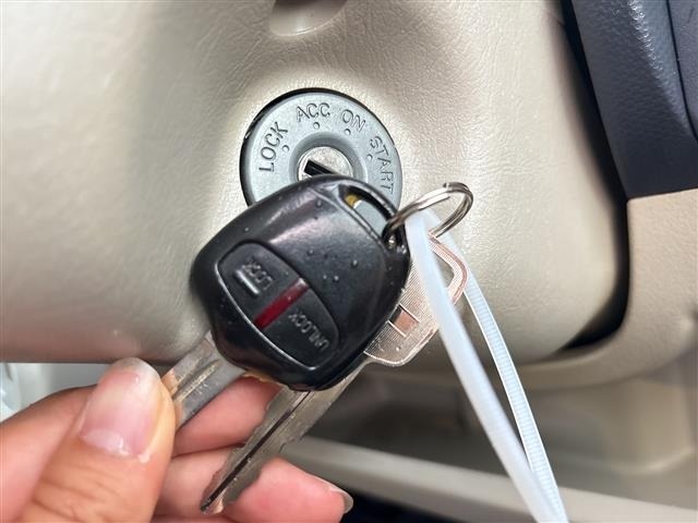 Nissan OTTI 2011 8294101-19