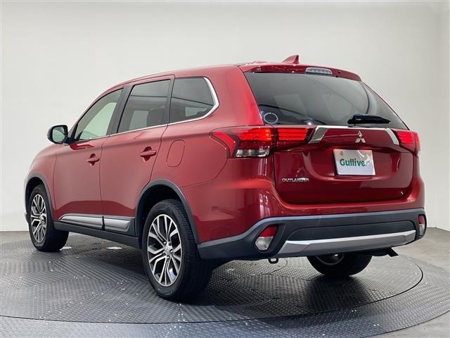 Mitsubishi OUTLANDER 2018 8288103-4