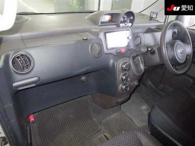 Toyota PORTE 2015 8273823-3