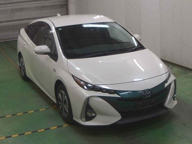 Toyota PRIUS PHV 2017 8273188-0